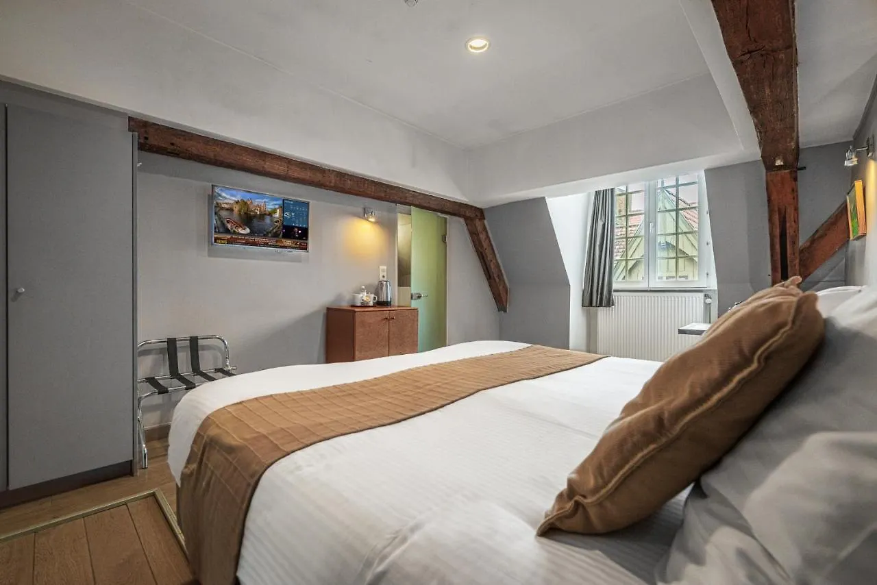 ***  ברוז' Hotel Bourgoensch Hof בלגיה
